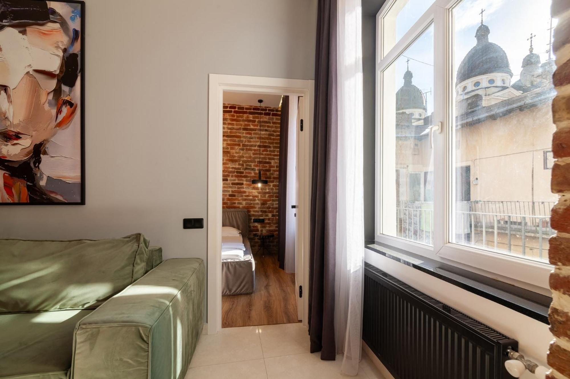 Leogrand Jacuzzi On Krakivska 26 Apartment Lviv Exterior photo